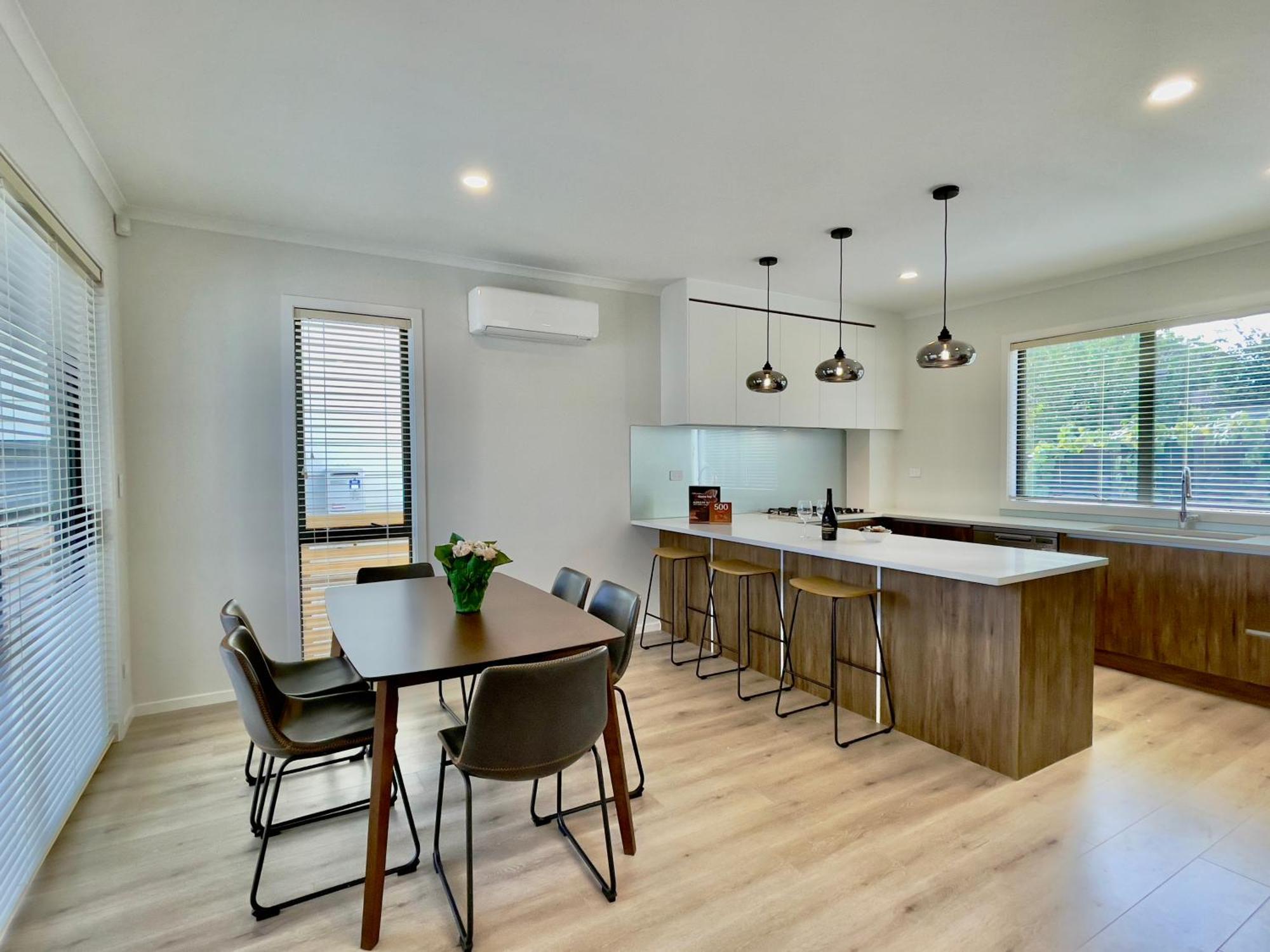 Sky Stars Brand-New Comfortable 3 & 4-Bedroom Houses Auckland Exterior foto